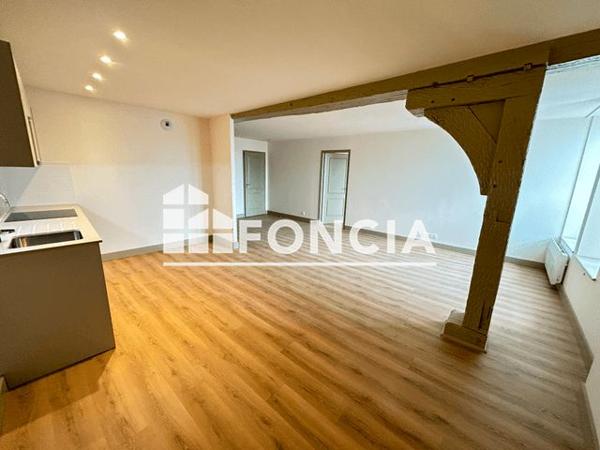 Location Appartement 3 pièces 81.2 m² - 23 RUE PAUL BERT Auxerre 89000