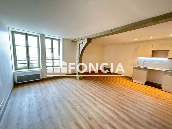 Location Appartement 3 pièces 81.2 m² - 23 RUE PAUL BERT Auxerre 89000