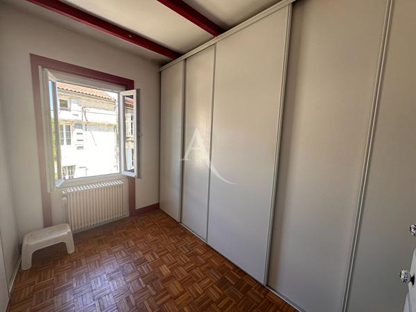 Maison Saintes 8 pièces - Rive Gauche