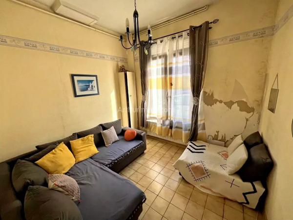 Vente                                                      Maison
                        
                     6 pièces                      100 m2                     à Seclin
