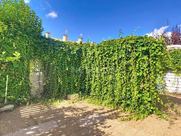 LE GRAU DU ROI - LOT DE 2 APPARTEMENTS + GARAGE ET PARKINGS - SECTEUR RIVE GAUCHE