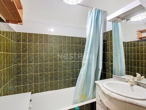 LE GRAU DU ROI - LOT DE 2 APPARTEMENTS + GARAGE ET PARKINGS - SECTEUR RIVE GAUCHE