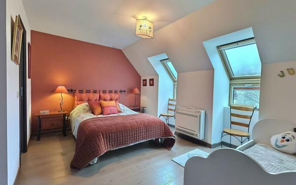 Maison à vendre    6 pièces •  Soisy-sur-Seine