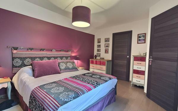 Maison à vendre    6 pièces •  Soisy-sur-Seine