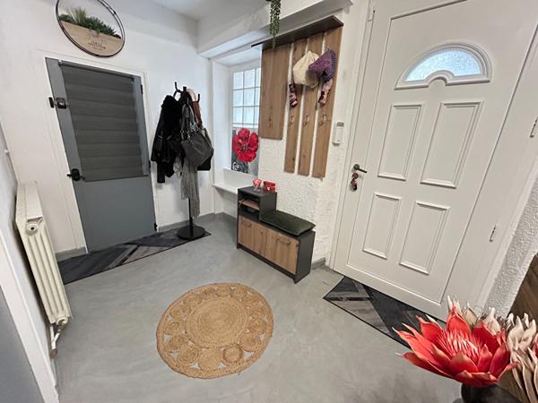 À louer - Charmante maison de village T3 d'environ 80 m² - Vinassan