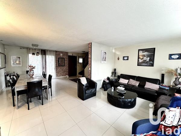 Maison 6 pièces de 136 m² à Rosny-sous-Bois (93110)