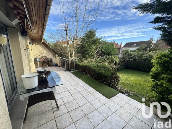 Maison 6 pièces de 136 m² à Rosny-sous-Bois (93110)