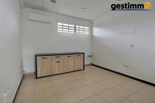 Local commercial - Route de Montabo