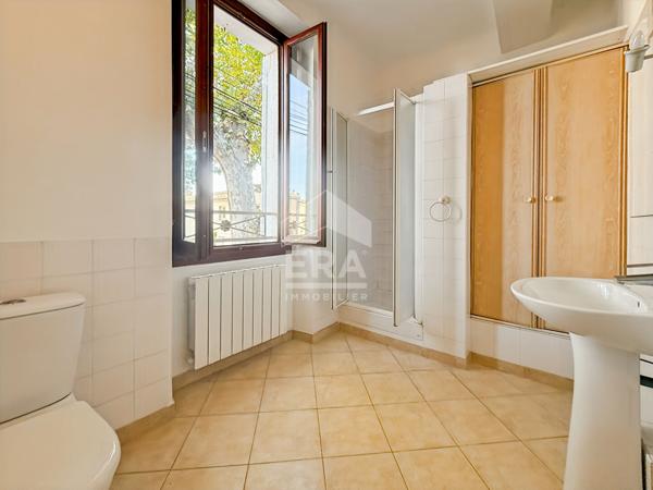 Maison de caractère - 132 m² - 3 chambres - Garage et cave - Saint-Cannat centre