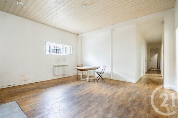 Appartement Local à vendre  7 pièces - 120 m 2   PARIS  - 75010