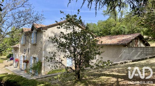 Maison à vendre 9 pièces 260 m² Saint-Romain-et-Saint-Clément