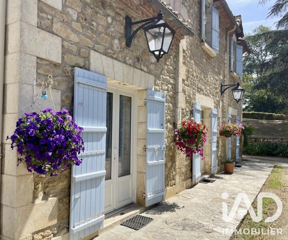 Maison à vendre 9 pièces 260 m² Saint-Romain-et-Saint-Clément