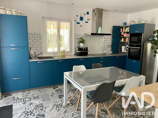 Maison à vendre 9 pièces 260 m² Saint-Romain-et-Saint-Clément