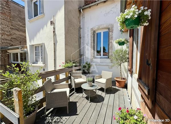Duplex centre ville de Tarbes avec stationnement + terasse