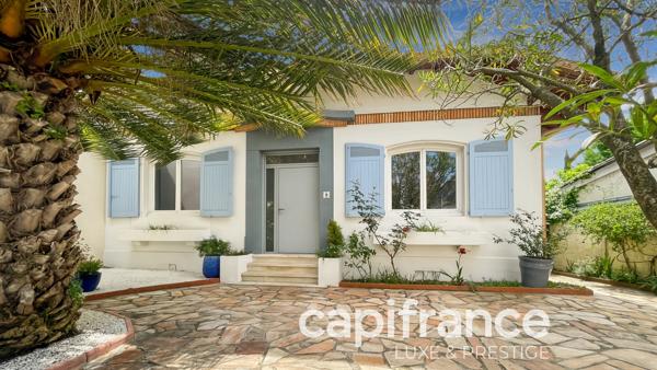 RARE AU BOUSCAT : VILLA ART DÉCO INDEPENDANTE DE 220 M² AU SOL AVEC PISCINE, GARAGE ET STATIONNEMENTS PRIVATIFS