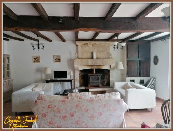 ensemble de 2 maisons + piscine