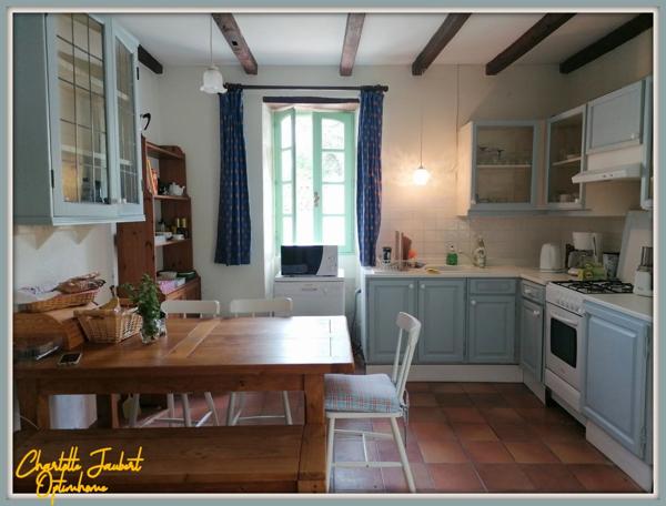 ensemble de 2 maisons + piscine