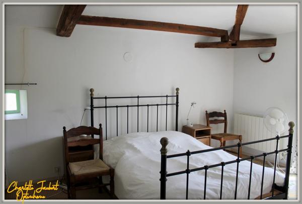 ensemble de 2 maisons + piscine