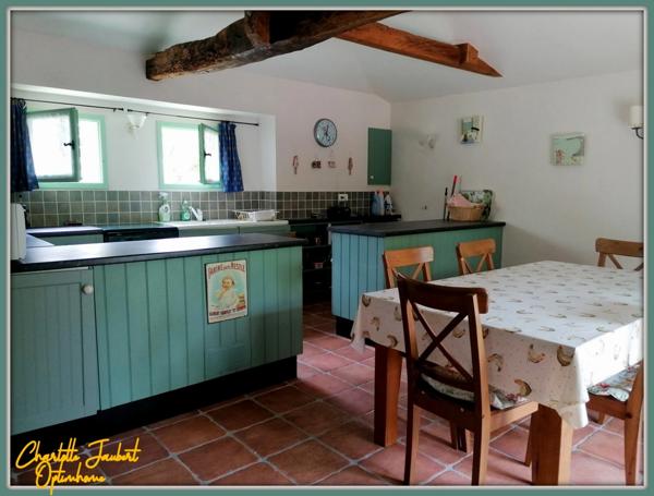 ensemble de 2 maisons + piscine