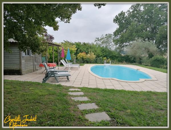 ensemble de 2 maisons + piscine