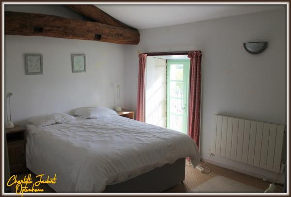 ensemble de 2 maisons + piscine