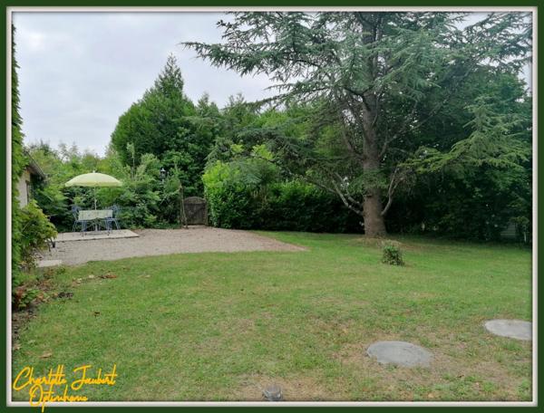 ensemble de 2 maisons + piscine