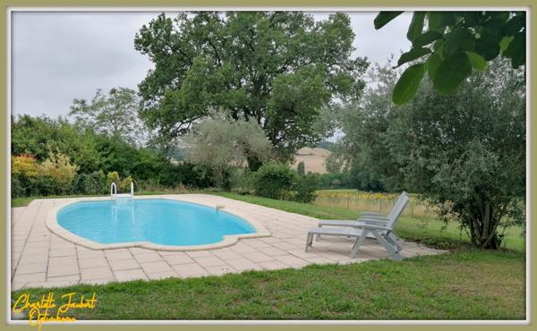 ensemble de 2 maisons + piscine