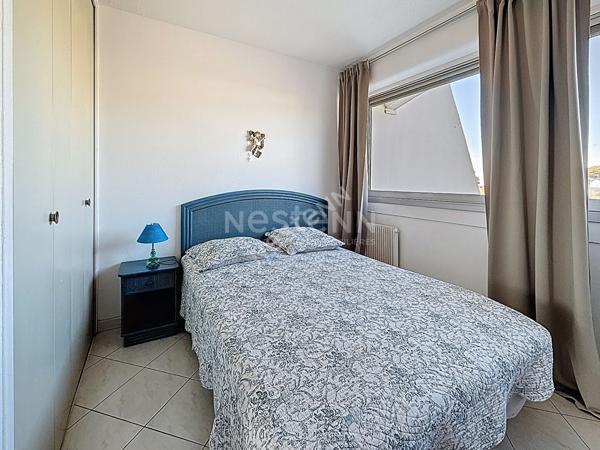PORT CAMARGUE, Marina de type P3 Cabine en duplex de 62m² environ.