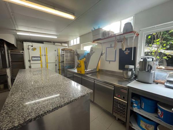Boulangerie de 100m² 200 000€ CA annuel, à Felletin