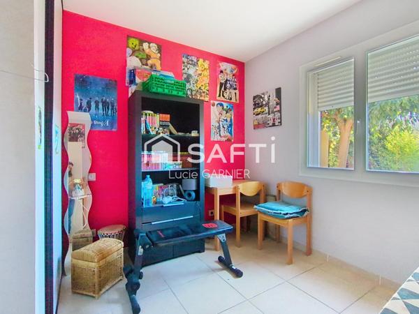 Maison 6 pièces de 138 m² avec hangar professionnel de 128 m² sur 1244 m² de parcelle