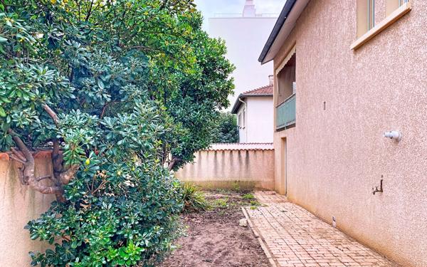 Maison à vendre    4 pièces •  Valence