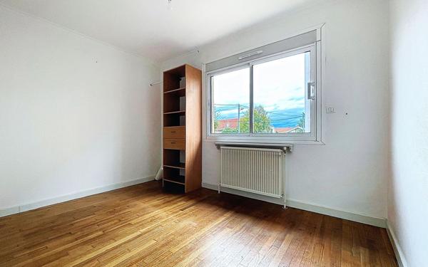 Maison à vendre    4 pièces •  Valence