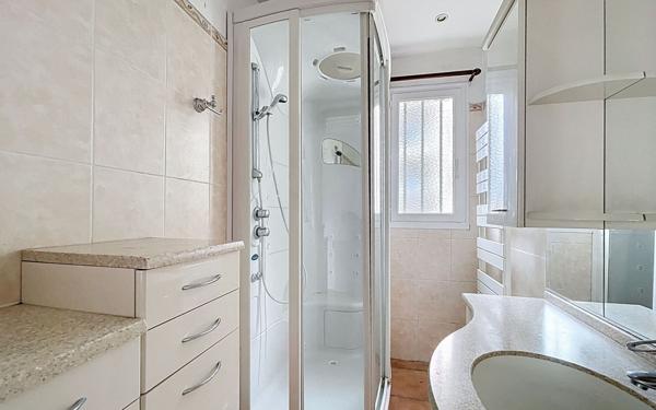 Maison à vendre    4 pièces •  Valence