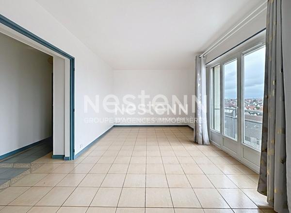 A vendre appartement familiale de 5 pièces 3 chambres, centre ville de Chilly-Mazarin proche des commerces et des axes routiers