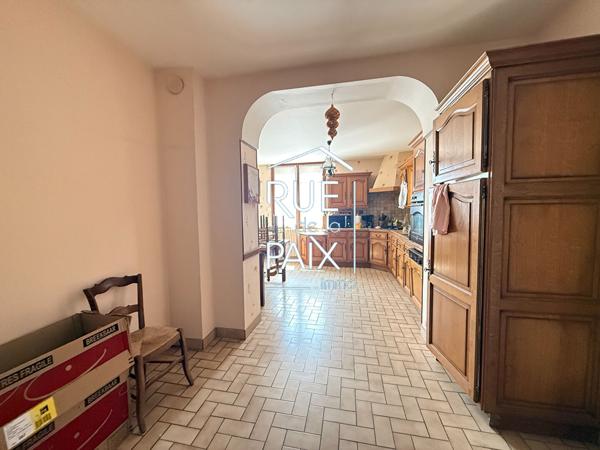 86200 LOUDUN Maison Loudun 6 pièce(s) 133 m2