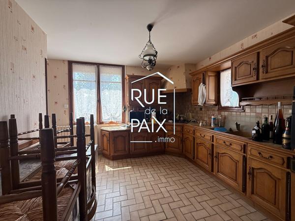 86200 LOUDUN Maison Loudun 6 pièce(s) 133 m2