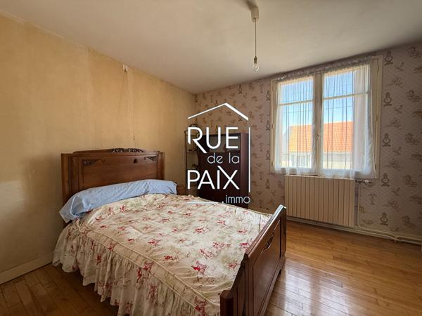 86200 LOUDUN Maison Loudun 6 pièce(s) 133 m2