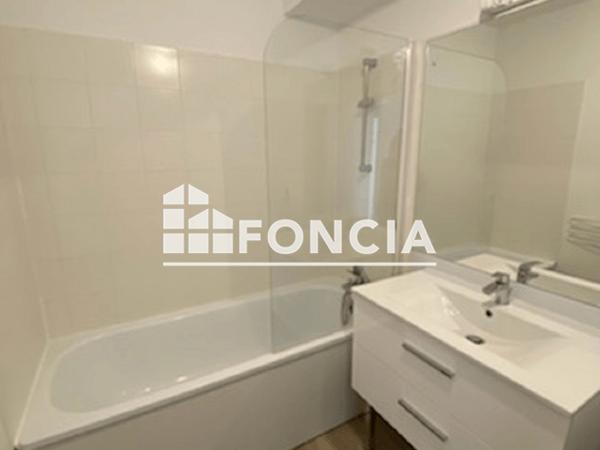 Location Appartement 2 pièces 44.66 m² - 18 BOULEVARD DE L'EUROPE Bruges 33520