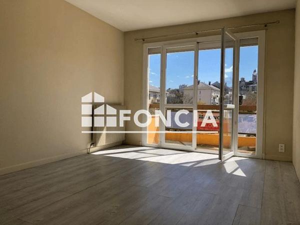 Location Appartement 2 pièces 45.56 m² - CARREFOUR SAINT ELOI Rodez 12000