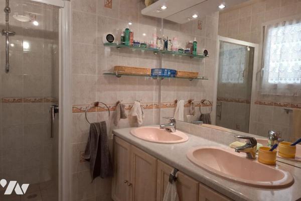 MAISON RECENTE en partie de plain-pied