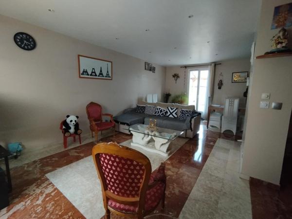 Maison 6 pièces avec garage et jardin