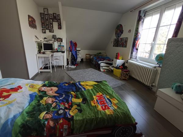 Très belle Propriété 5CH Studio Indépendant et Sous-sol Total