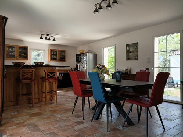 Ardèche : Vallée de l'Eyrieux Demeure de prestige  6 pièce(s) 200 m2 sur 10 hectares.