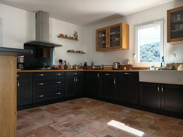 Ardèche : Vallée de l'Eyrieux Demeure de prestige  6 pièce(s) 200 m2 sur 10 hectares.