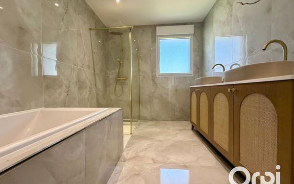 Maison à vendre    5 pièces • 135 m2 Calais