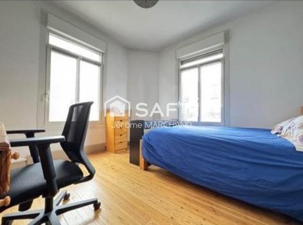 Maison de 145m²  7 pièces avec garage et jardin