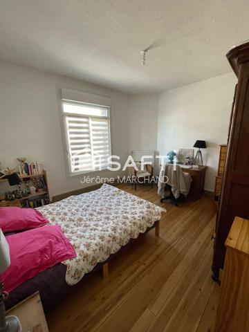 Maison de 145m²  7 pièces avec garage et jardin