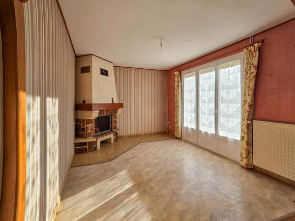 Jolie maison de plain pied avec dépendances !