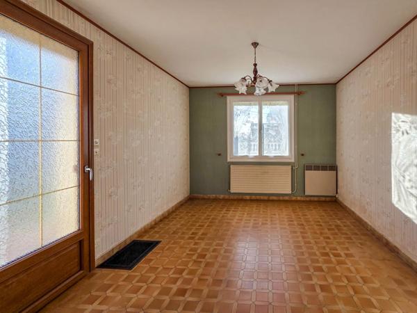 Jolie maison de plain pied avec dépendances !
