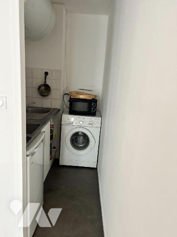 Appartement à Vendre à Bordeaux (33000) en Gironde (33) Quartier Saint Genès

Ce bien immobil...